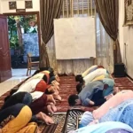 Tahajud Berjamaah dan Tausiyah Penuh Makna Awali Hari Kedua English Camp SD Musix