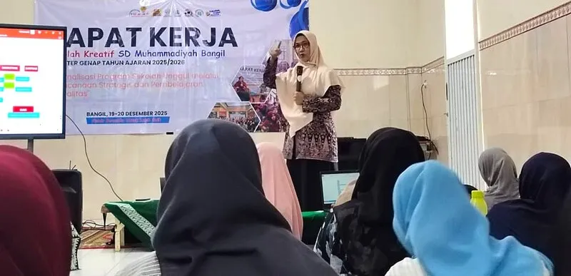 Rumuskan Strategi Peningkatan Mutu dan Evaluasi Program, SD Muhammadiyah Bangil Gelar Raker