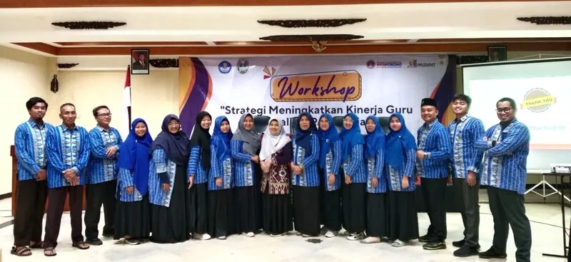 Perkuat Pendidikan Karakter, SMP Mudipat Gelar School Workshop di Prigen