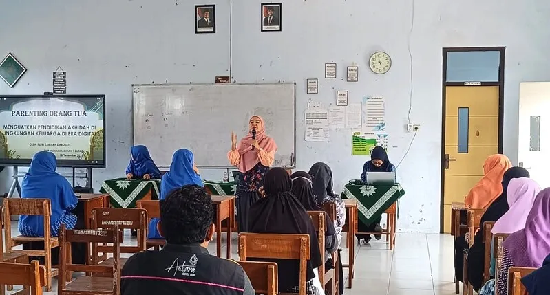 SMP Muhammadiyah 1 Blitar Ajak Orang Tua Perkuat Pendidikan Akidah Anak di Era Digital