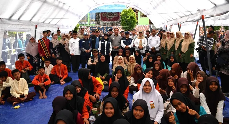 Guru dan Kepala Sekolah Terdampak Banjir di Sumbar Apresiasi Bantuan Cepat Kemendikdasmen