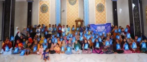 PRM Drajat II Bagikan Ratusan Paket Sembako di Semarak Milad ke-113 Muhammadiyah