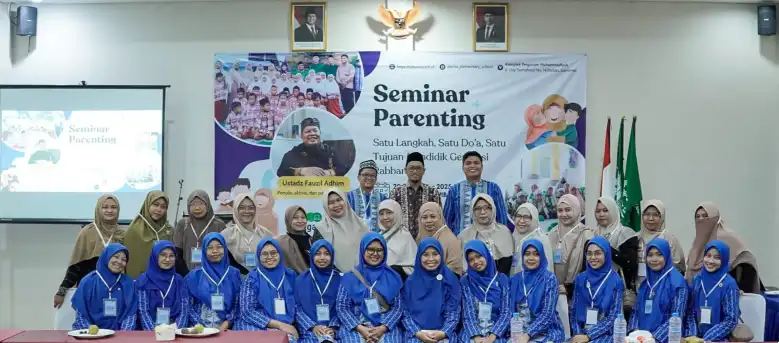 Tiga Tahun Berdiri, SD QISMu Mantapkan Komitmen Pendidikan Rabbani Lewat Seminar Parenting