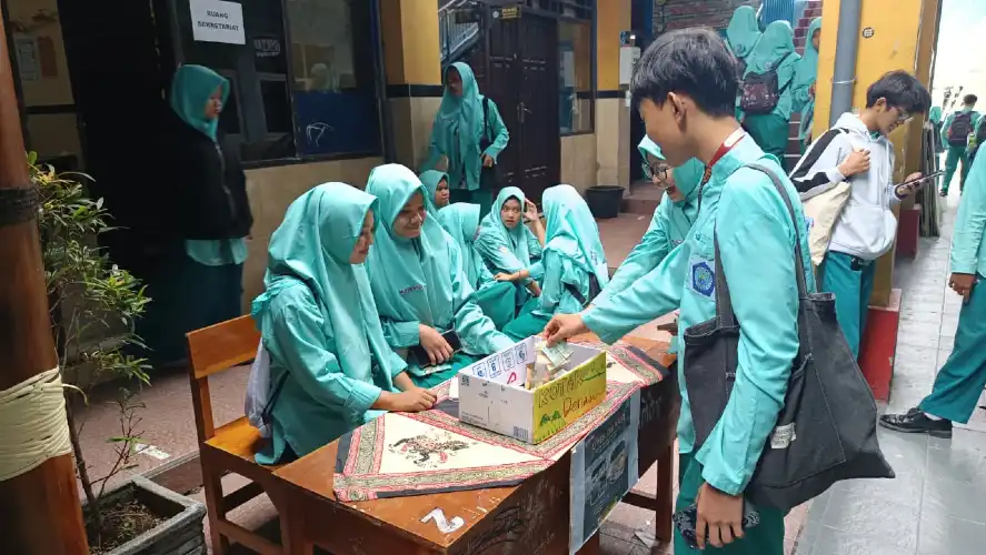 Solidaritas Siswa SMAMSA: Galang Donasi untuk Korban Bencana Sumatera