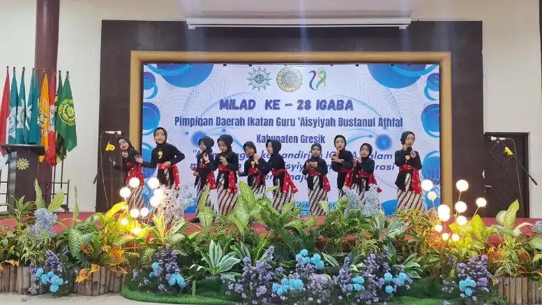 Lenggak-lenggok Mungil 10 Anak dalam Gerak Lagu Gambang Suling dan Soleram