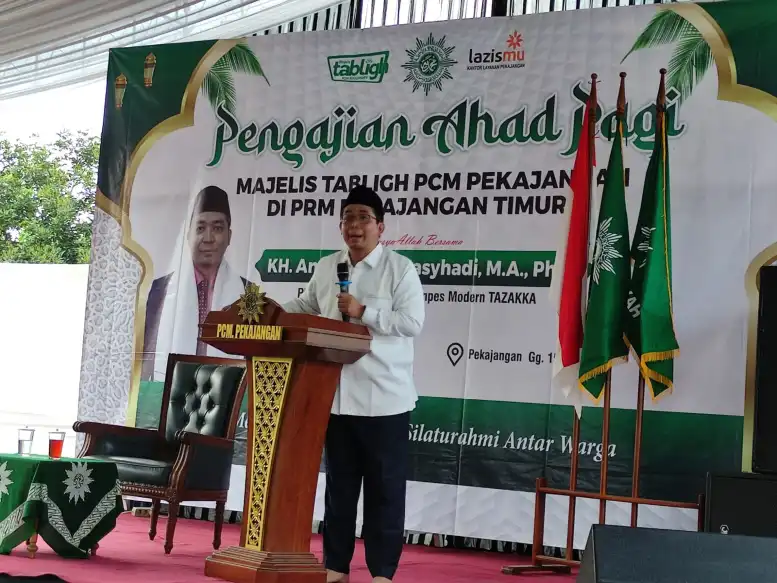 KH. Anang Rikza Masyhadi Serukan Kebaikan Tanpa Pamrih di Pengajian Ahad Pagi PCM Pekajangan