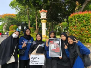 Mahasiswa PAI UMG Ajak Peduli Bencana lewat Aksi Dakwah Bil Hal di Bundaran GKB