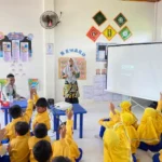 Guest Teacher Sekolah Kreatif Menganti Hadirkan Pembelajaran Komputer yang Menyenangkan