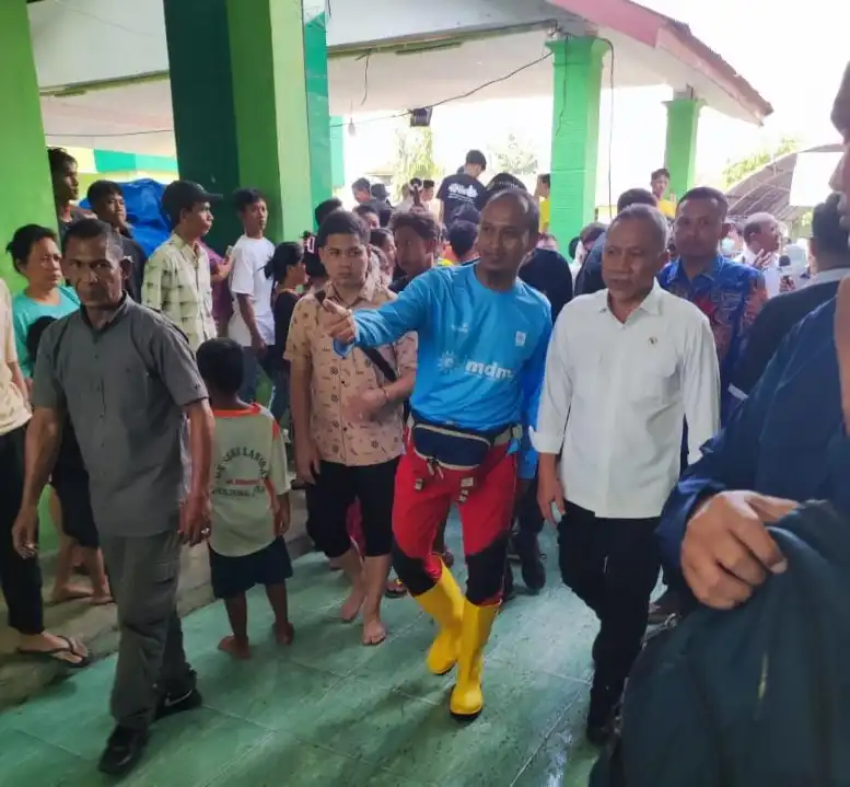 Dua Relawan MDMC Blitar Kawal Kunjungan Menko Zulkifli Hasan dan Lula Kamal di Posko MAN 1 Langkat