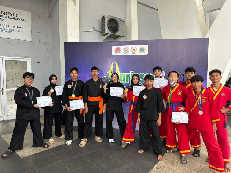 SMAMIO Gresik Borong Juara di Kejuaraan Pencak Silat Antar Pelajar Kabupaten Gresik