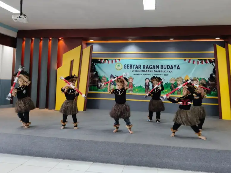 Tanamkan Jiwa Nasionalisme, TK Aisyiyah 36 PPI Gelar Gebyar Ragam Budaya ‘Negaraku dan Budayaku’