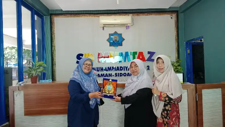 PRM dan PRA Merjosari Malang Lakukan Studi ke SD Mumtaz Sidoarjo