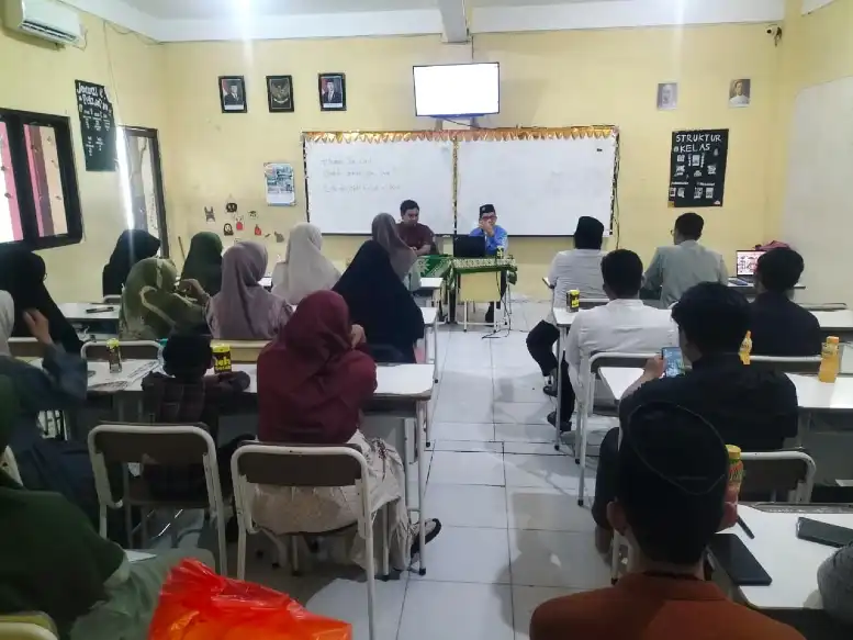 Kajian Kemuhammadiyahan: Perkuat Ideologi dan Spirit Guru MTs Muhammadiyah 1 Taman