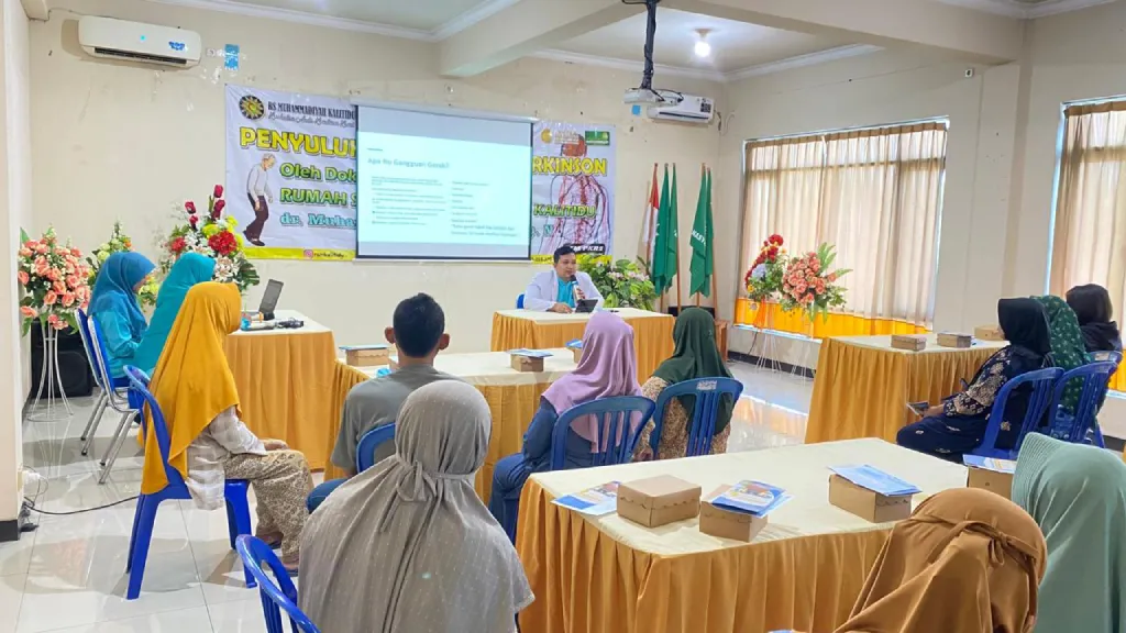 RS Muhammadiyah Kalitidu Perkuat Edukasi Keluarga Pasien Parkinson