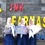 Tiga Siswa Spemsa Surabaya Raih Juara 2 di Ajang Lomba Faneurbition 2025 Labyrinth of Science