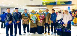SD Musix Berangkatkan Dua Guru Umrah sebagai Penghargaan 20 Tahun Pengabdian