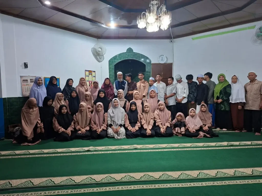 UPN Veteran Edukasi Remaja LKSA Aisyiyah Malang
