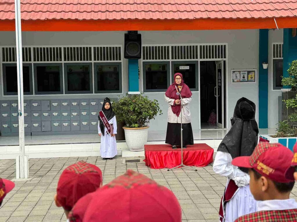 Upacara Bulanan Mugeb PS: Lingkungan Bersih Kunci Hidup Sehat dan Prestasi