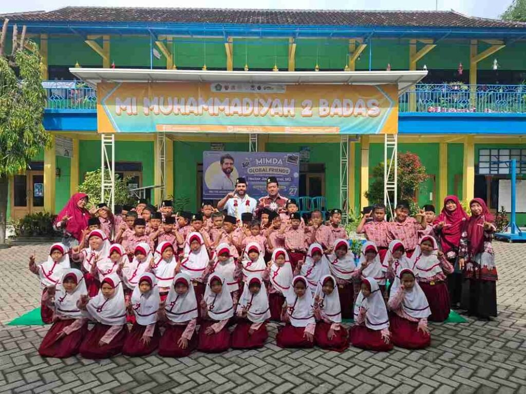 International Class Program MIM 2 Badas Kediri Hadirkan Hector Javier Tornel MG Asal Meksiko