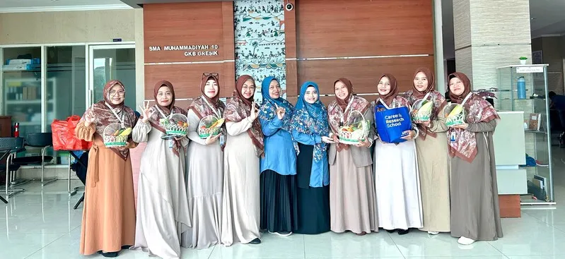 Ikwam Dukung Milad ke-11 Smamio lewat Program Eco Harvest, Tanamkan Kepedulian Lingkungan pada Siswa