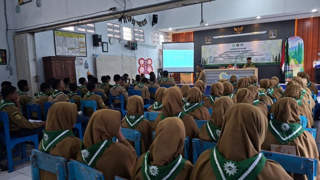 Ketua Kwarwil HW Jatim Tekankan Pentingnya AD/ART dalam LKP HW Al Mizan