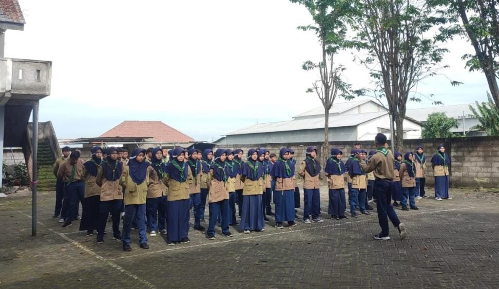 Semangat Baru Hizbul Wathan Warnai Awal Semester Genap di SMP MuGaLasKa