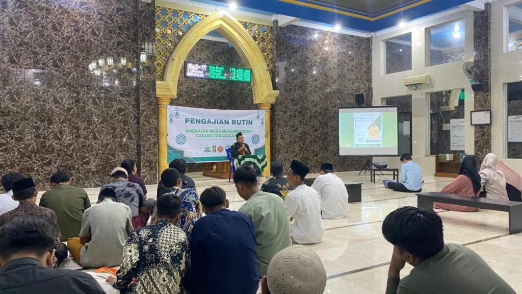 Pengajian Rutin AMM Tanggulangin Bahas Kader Muhammadiyah Militan, Intelektual, dan Berakhlak