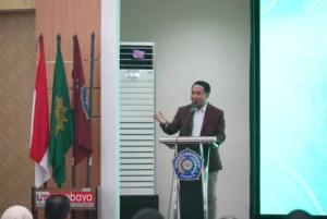Indonesia Emas 2045 Tak Boleh Jadi Angan, Rektor Umsura Tekankan Peran Pendidikan