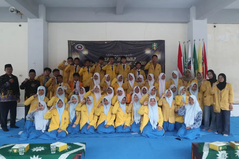 PR IPM SMP Muhammadiyah 1 Surabaya Resmi Dilantik, Athif Nurriza Nahkodai Periode 2026–2027 (2)