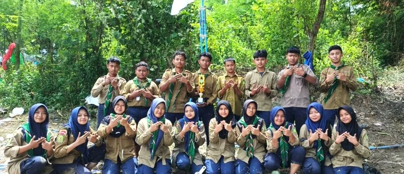 Kreativitas dan Kekompakan Antar Pandu SMP Muhammadiyah 8 Gresik Raih Prestasi di Lomba Pionering HW Kabupaten Gresik