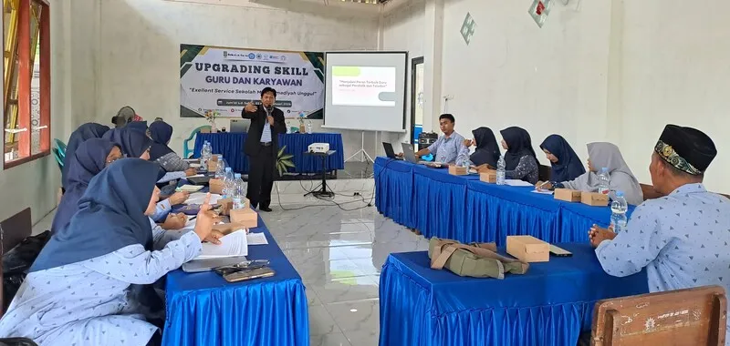 SD Muhammadiyah Melirang Tingkatkan Layanan Pendidikan Melalui Upgrading Skill Guru dan Karyawan