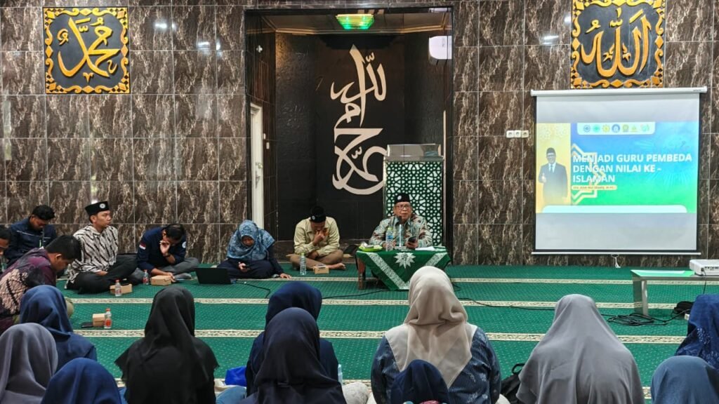 Inilah Delapan Ciri Unggul Guru Muhammadiyah, PCM Driyorejo Sampaikan Pesan Inspiratif Saat Kegiatan Pembinaan