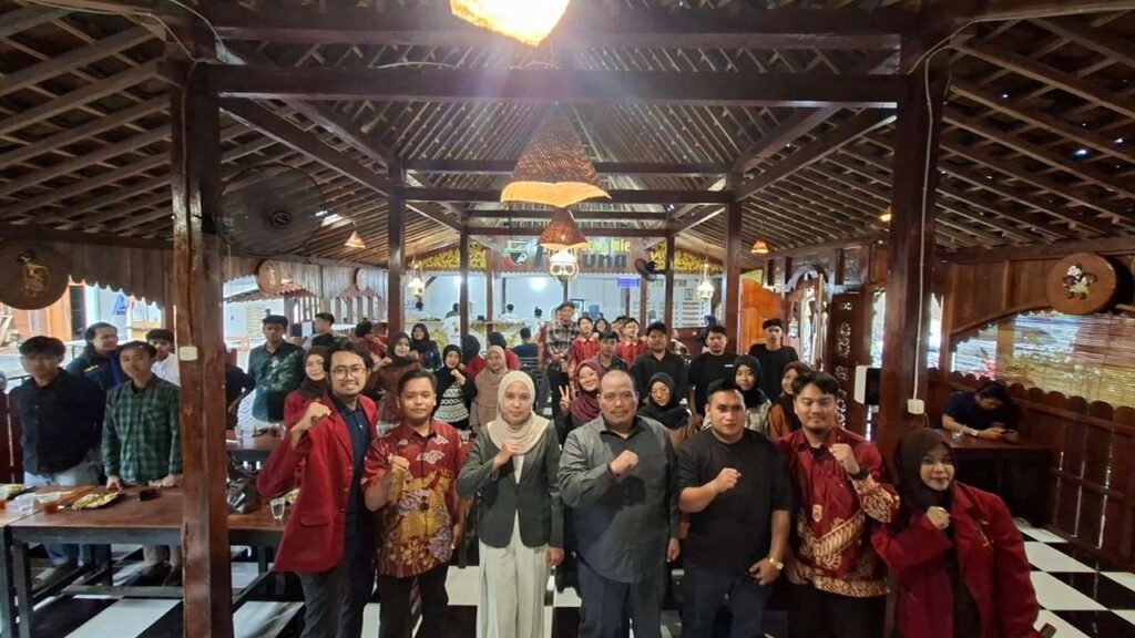 Zero Emission dan Luka Ekologis: PC IMM Gresik Buka Fakta Krisis Lingkungan Melalui Diskusi Publik