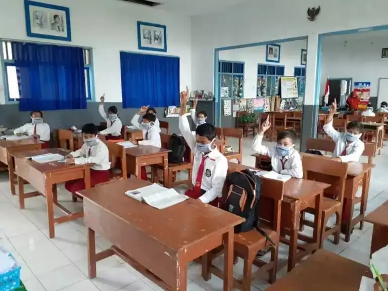 Mendesain Ulang Sistem: Menuju Pemerataan Kualitas Pendidikan