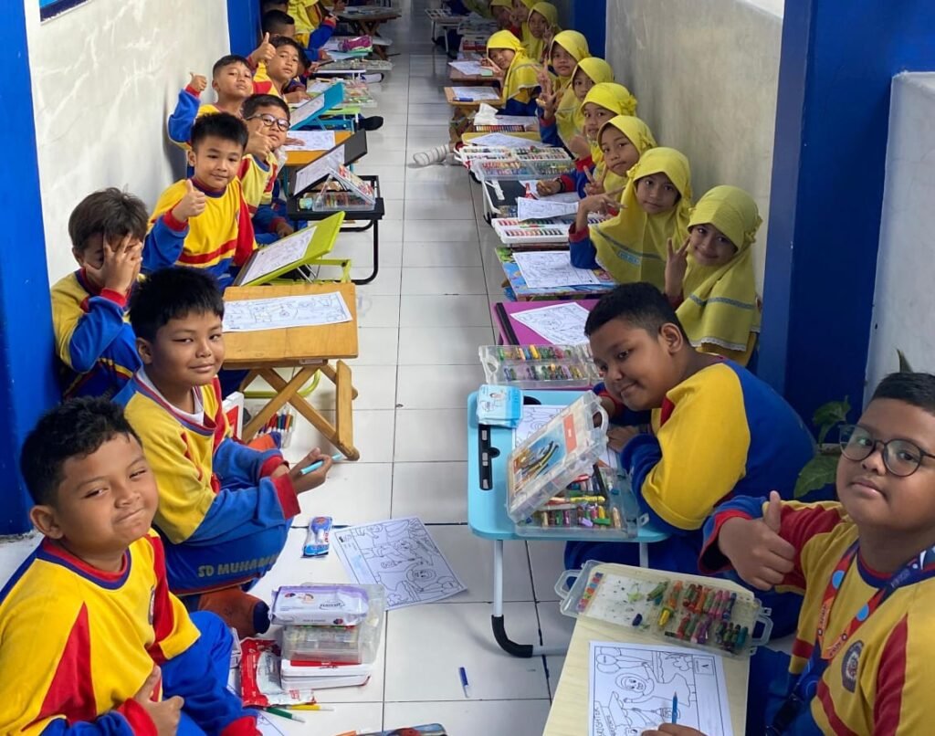 Sambut Milad, 553 Siswa SD Muhammadiyah Manyar Tumpahkan Kreativitas di Kids Art Contest