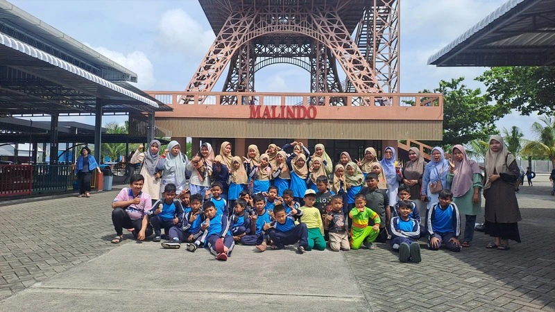 Riuh Prestasi di Balik Ombak Fun Day Swimming Hizbul Wathan Sekolah Ceria