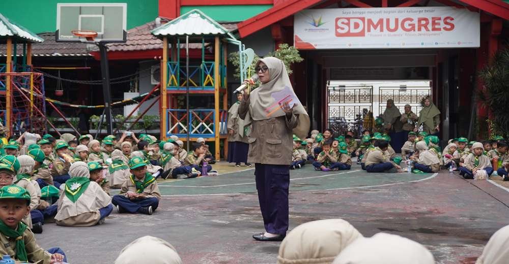 Murid SD Mugres Ceria, Kenali Si Kuning Hebat dalam Happy Friday