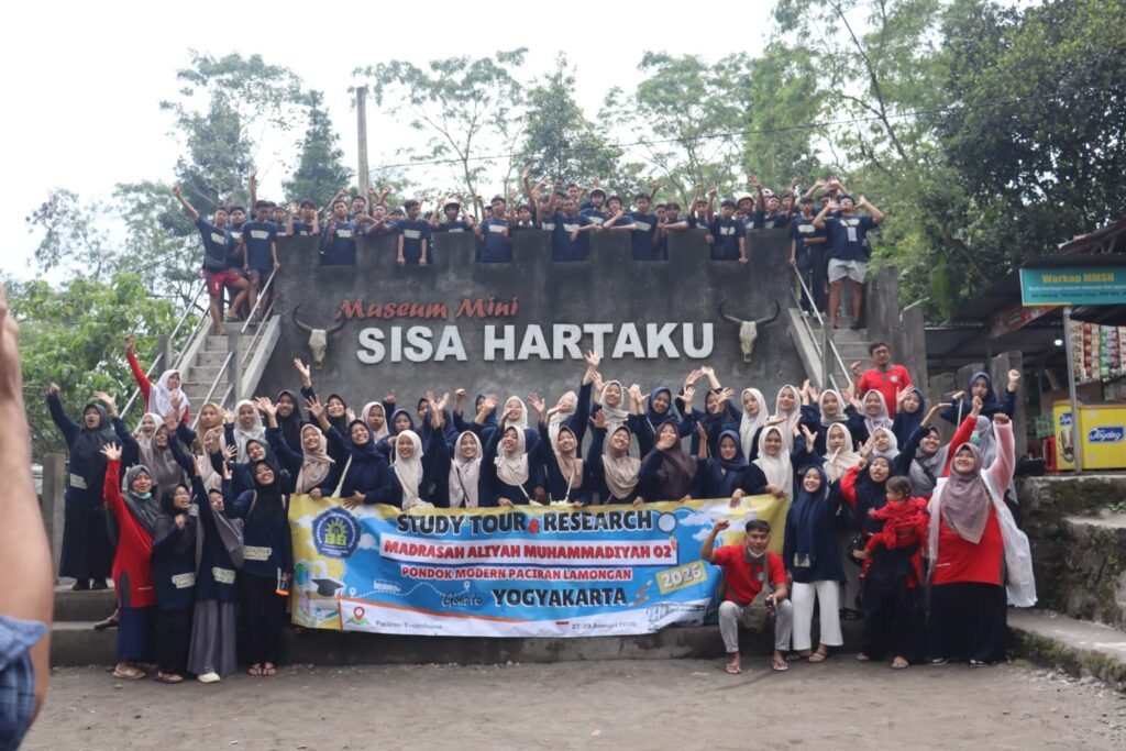 Merapi Menjadi Sarana Pembelajaran Kontekstual bagi Siswa MAMDA