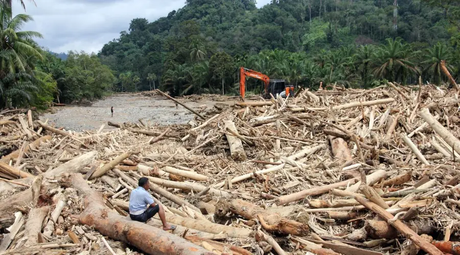 Bencana Alam menjadi Perebutan Sumber Daya