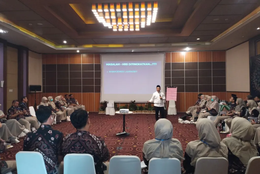 Tak Sekadar Layanan Medis, Dr. Mundakir Tegaskan Tiga Pilar AUMKes Berkemajuan