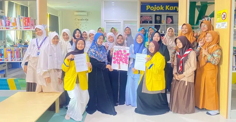 62 Siswa Sekolah Mitra Kunjungi Perpustakaan Alexandria Smamio dalam Rangkaian Workshop Guru BK