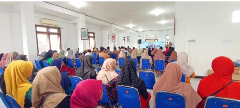 Meski Angin Kencang, Warga Muhammadiyah Kepanjenkidul Tetap Antusias Ikuti Kajian Ahad Pagi