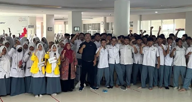 Bekali Siswa Hadapi Masa Depan, Smamio Gelar Career Launchpad