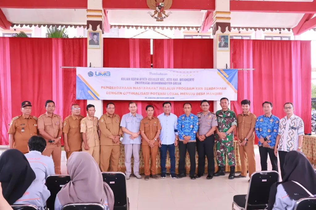 393 Mahasiswa UMG Menjalani Program KKN  di Kabupaten Mojokerto