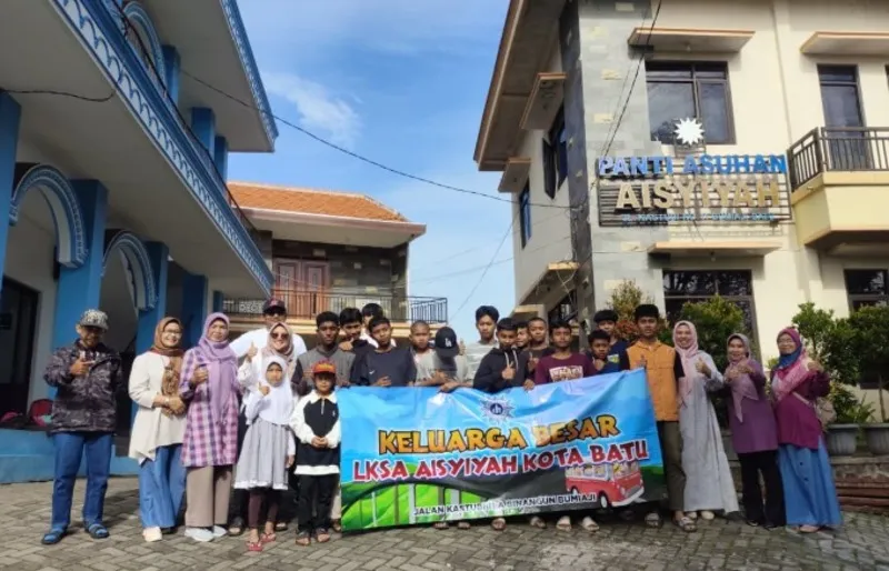 Santri LKSA Aisyiyah Kota Batu Isi Liburan dengan Magang dan Wisata Edukatif