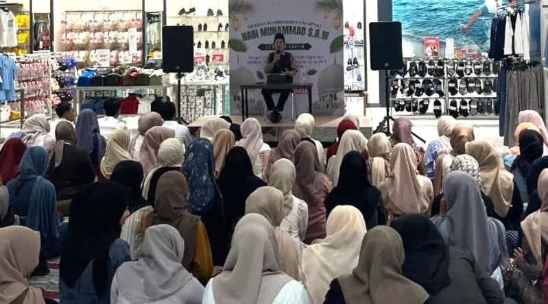 Dai Muhammadiyah Ingatkan Salat sebagai Hadiah Terindah dalam Kajian Isra Mikraj di Sunrise Mall Mojokerto