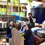 Pendampingan Psikososial KawanMU Bangkitkan Semangat Penyintas Banjir di Desa Batu Hula