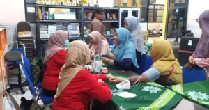 Klinik Pratama Al Azhar Surabaya Gelar Pemeriksaan Kesehatan Gratis untuk Guru dan Karyawan SD Muhlas