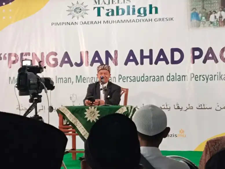 Ide Sesat Sekularisme, Pluralisme, dan Liberalisme Dibahas Ustadz Jufri