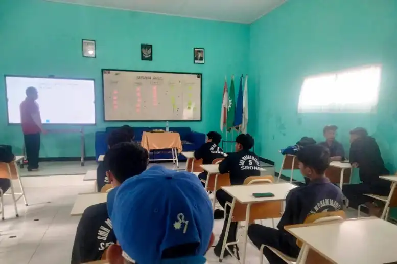Penguatan Kompetensi TKRO SMK Muhammadiyah 5 Srono bersama Praktisi Industri